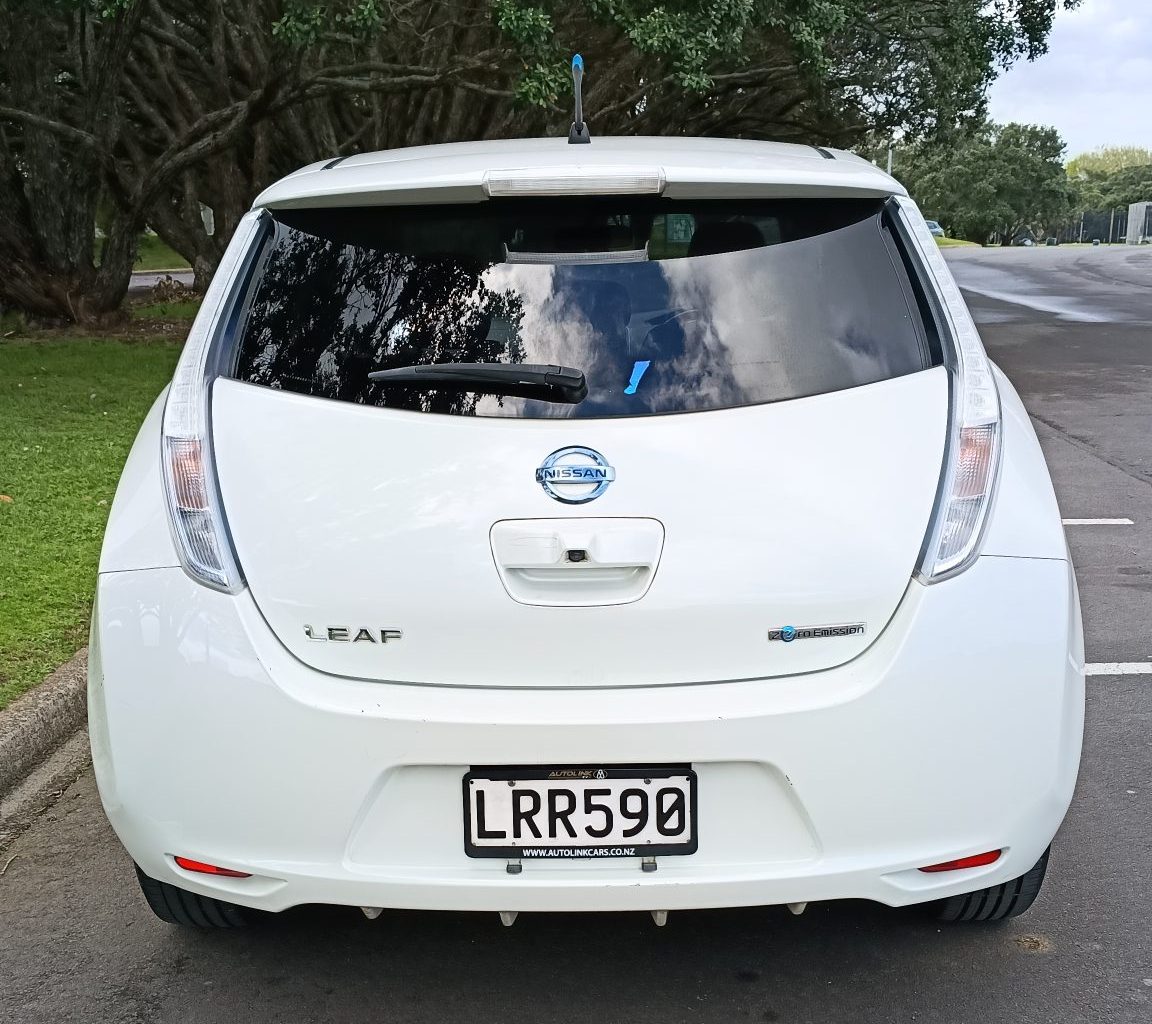 Nissan LEAF Gen 2, 2015 X Spec, 75% SoH - Image 6